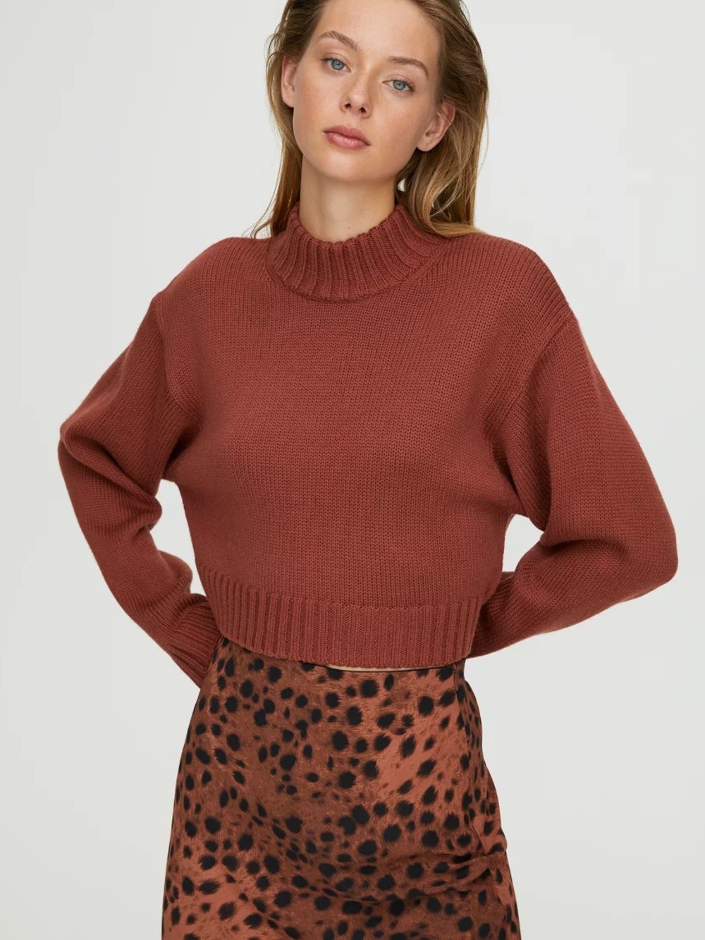 Aritzia Wilfred Free Harper Heinen Wool Cropped Mockneck Sweater in Cider Gold